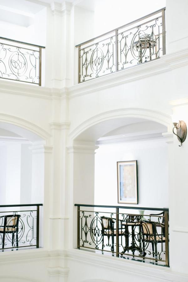 Surakarta  Mahalaya The Legacy Hotel מראה חיצוני תמונה