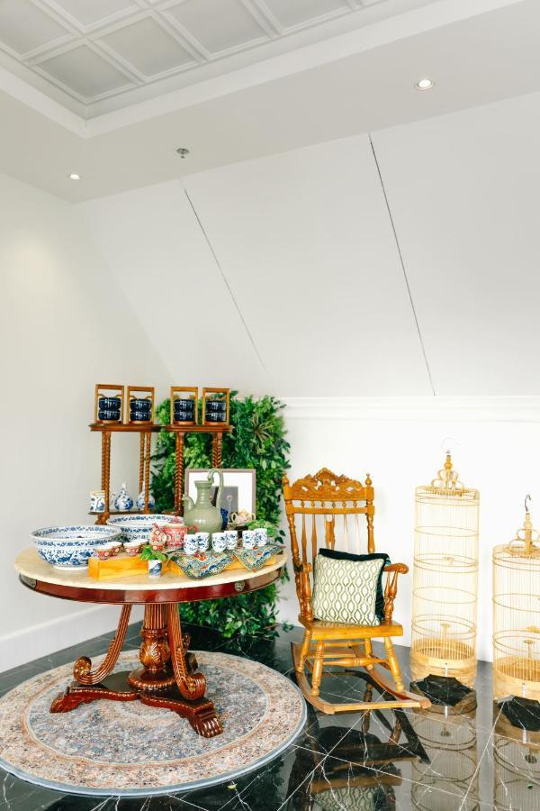 Surakarta  Mahalaya The Legacy Hotel מראה חיצוני תמונה
