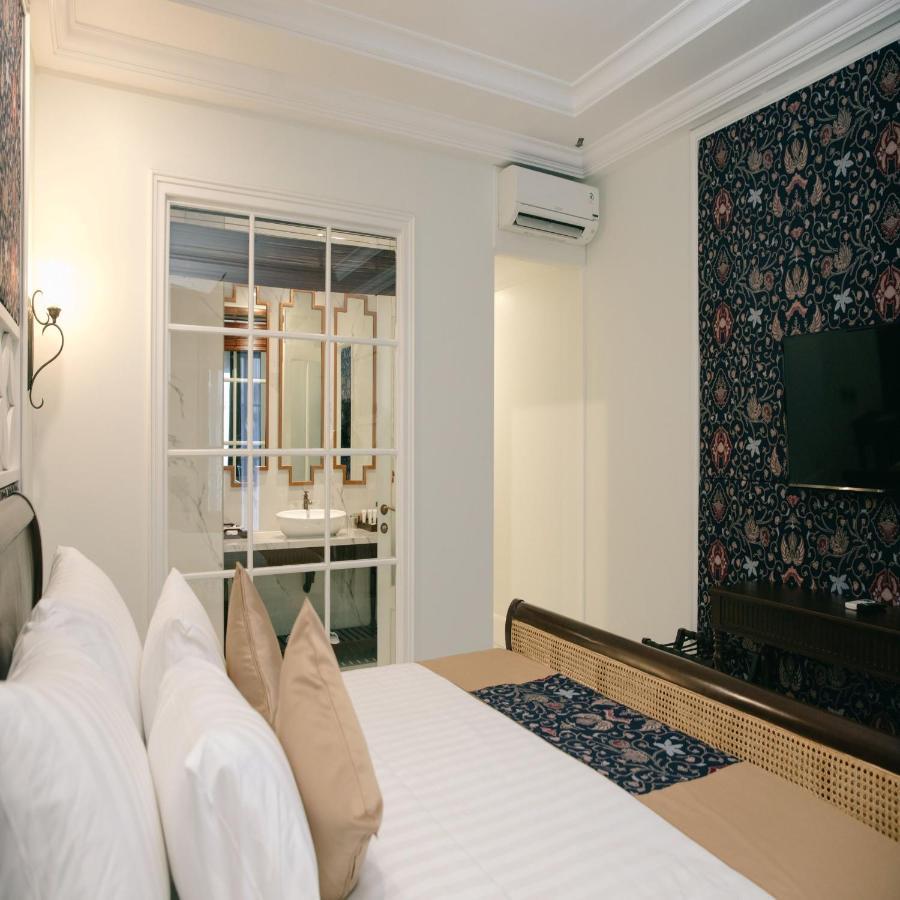 Surakarta  Mahalaya The Legacy Hotel מראה חיצוני תמונה