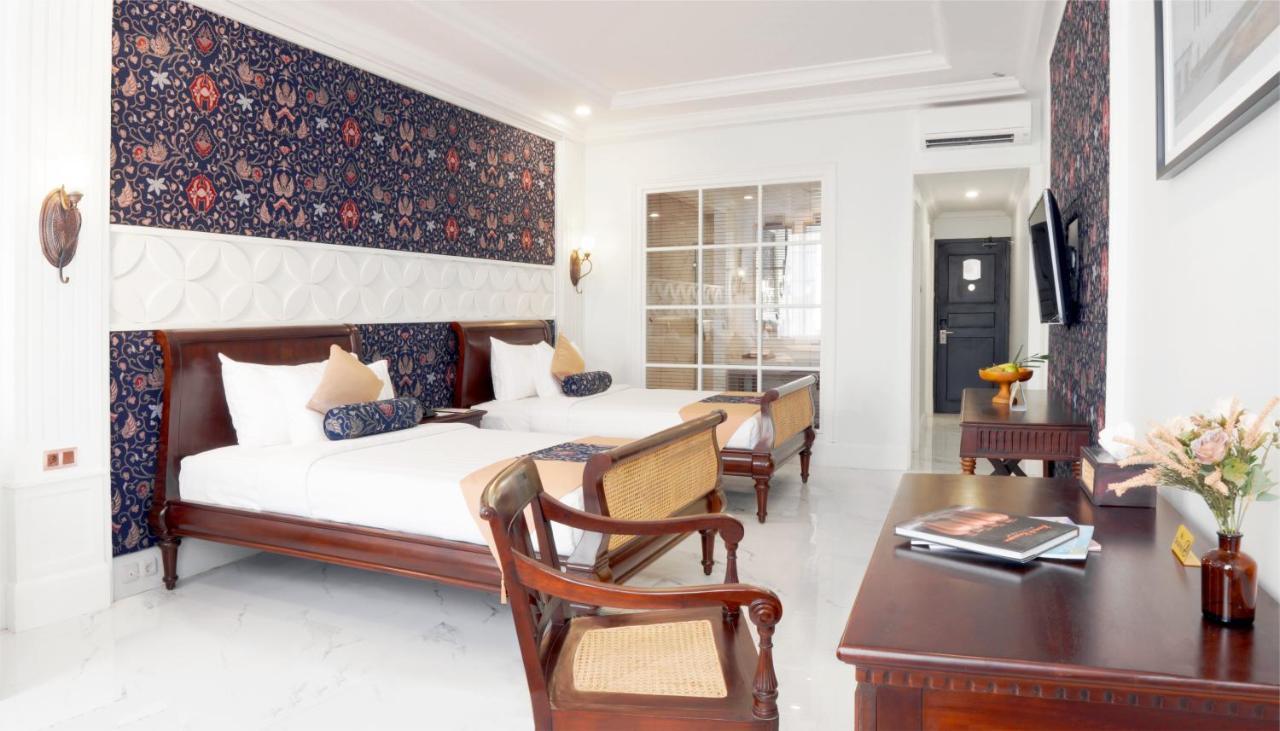 Surakarta  Mahalaya The Legacy Hotel מראה חיצוני תמונה