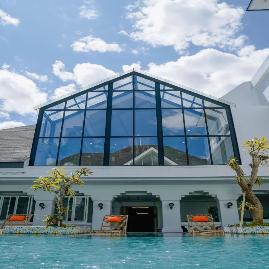 Surakarta  Mahalaya The Legacy Hotel מראה חיצוני תמונה