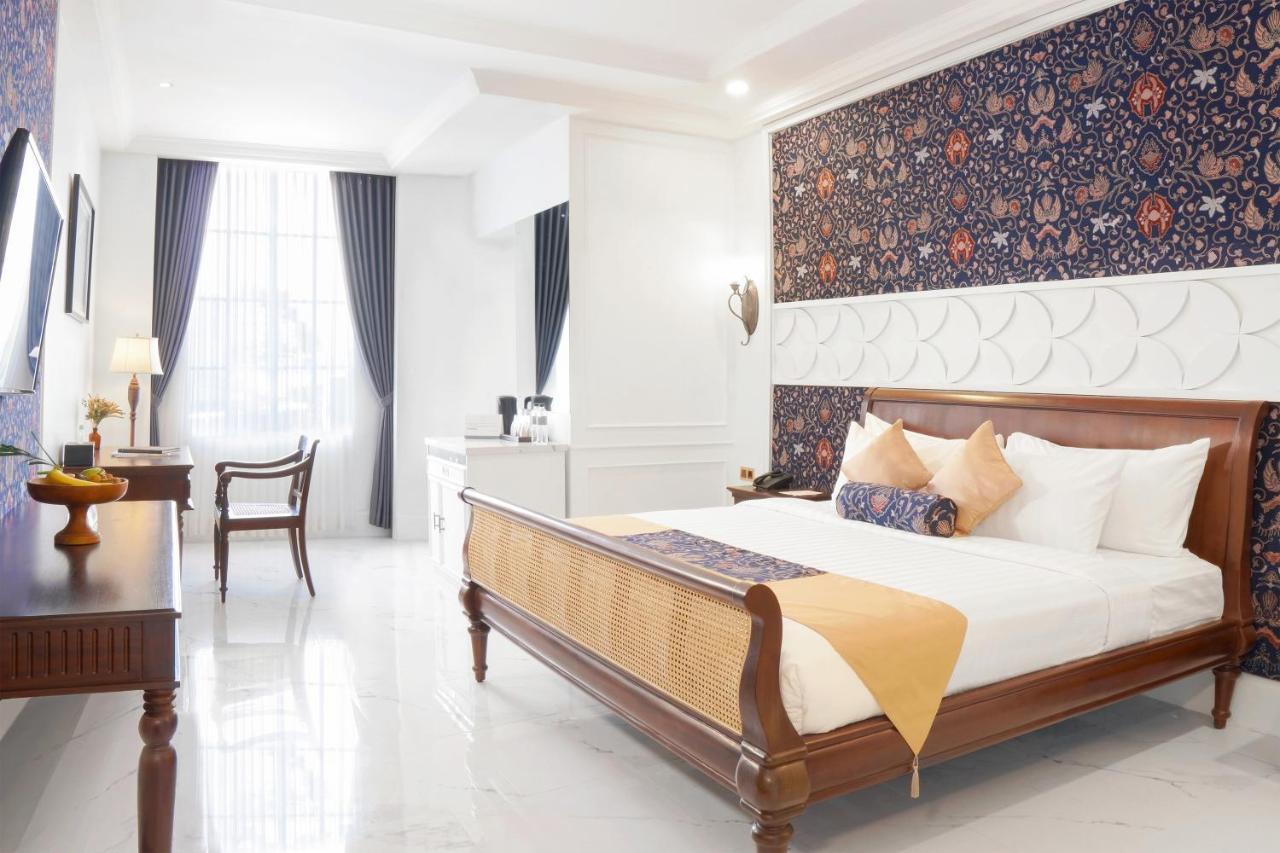 Surakarta  Mahalaya The Legacy Hotel מראה חיצוני תמונה